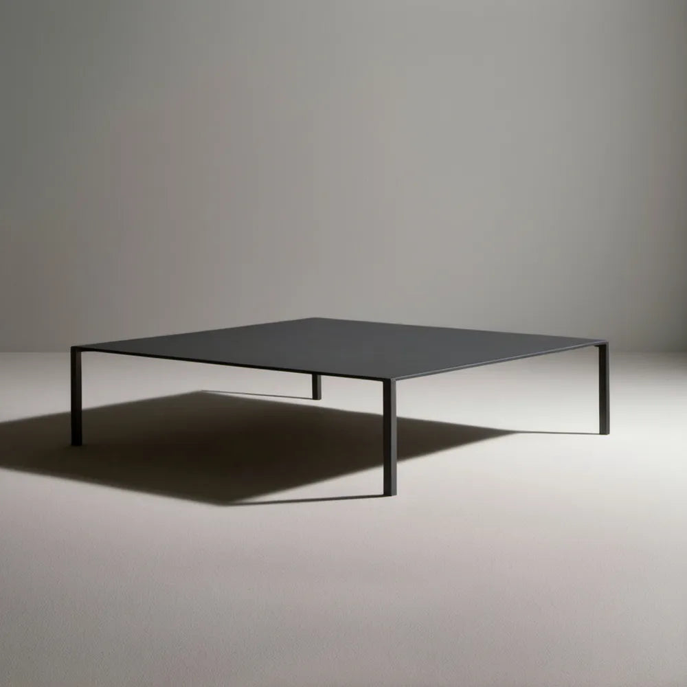Niski kwadratowy stolik aluminiowy czarny 100 x 100 x 35 cm